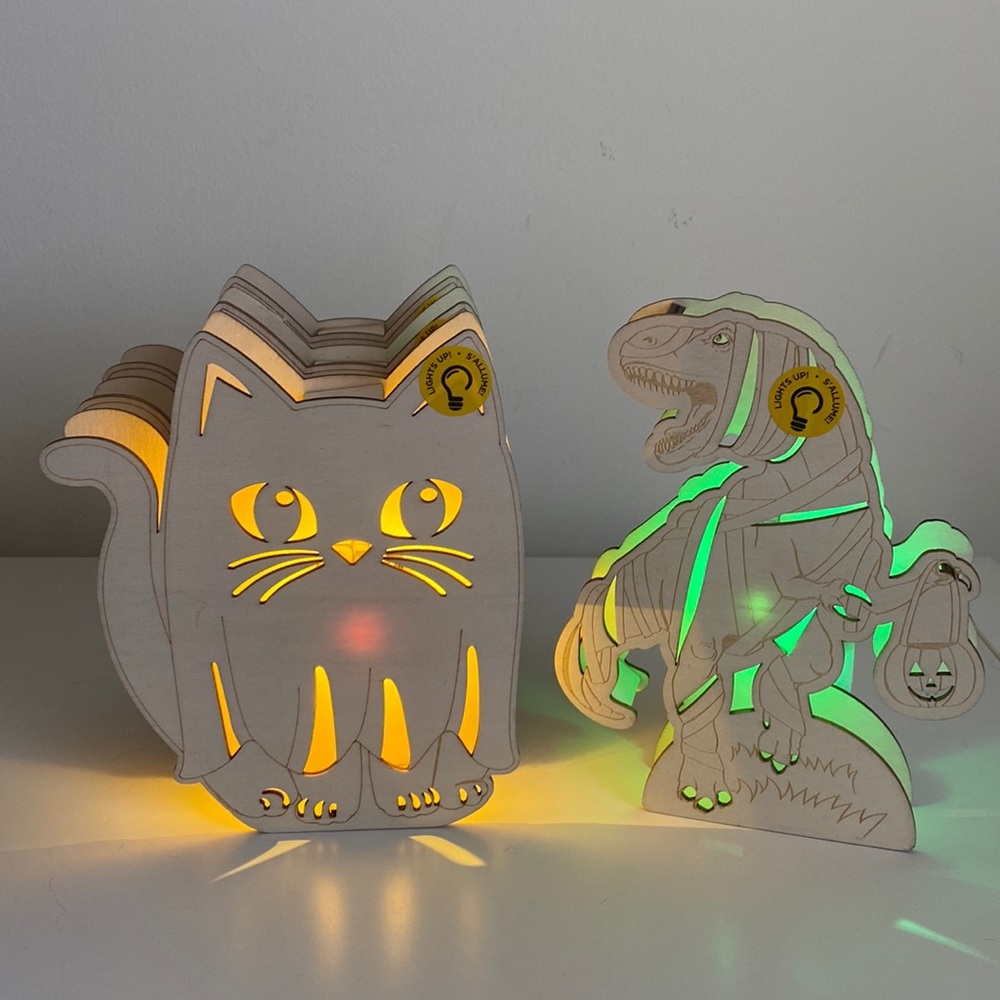 Halloween Kids Crafts Color Your Own DIY LED Wood Decor Qty. 4 NWT - Picture 2 of 3
